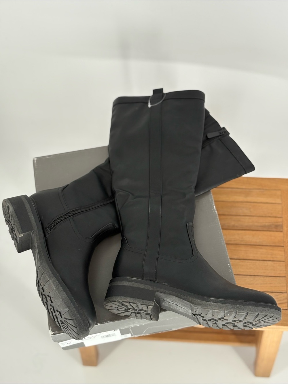 New MADDEN GIRL Black Knee-High Women's Boots - SIZE 7M